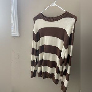 BRANDY MELVILLE SWEATER